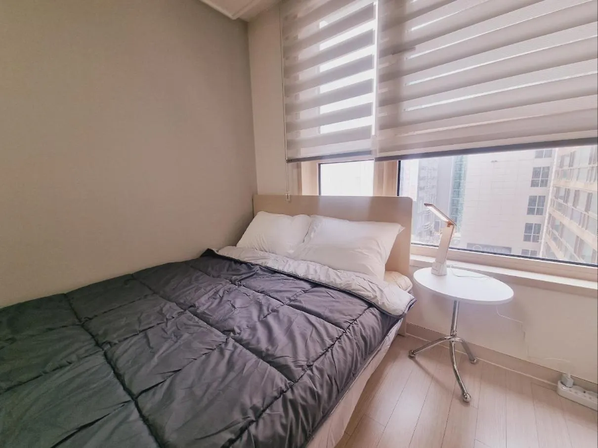 Aparthotel The House Of Gangnam 06 1 Minute From Shin Nonhyeon Station Seúl 0*,